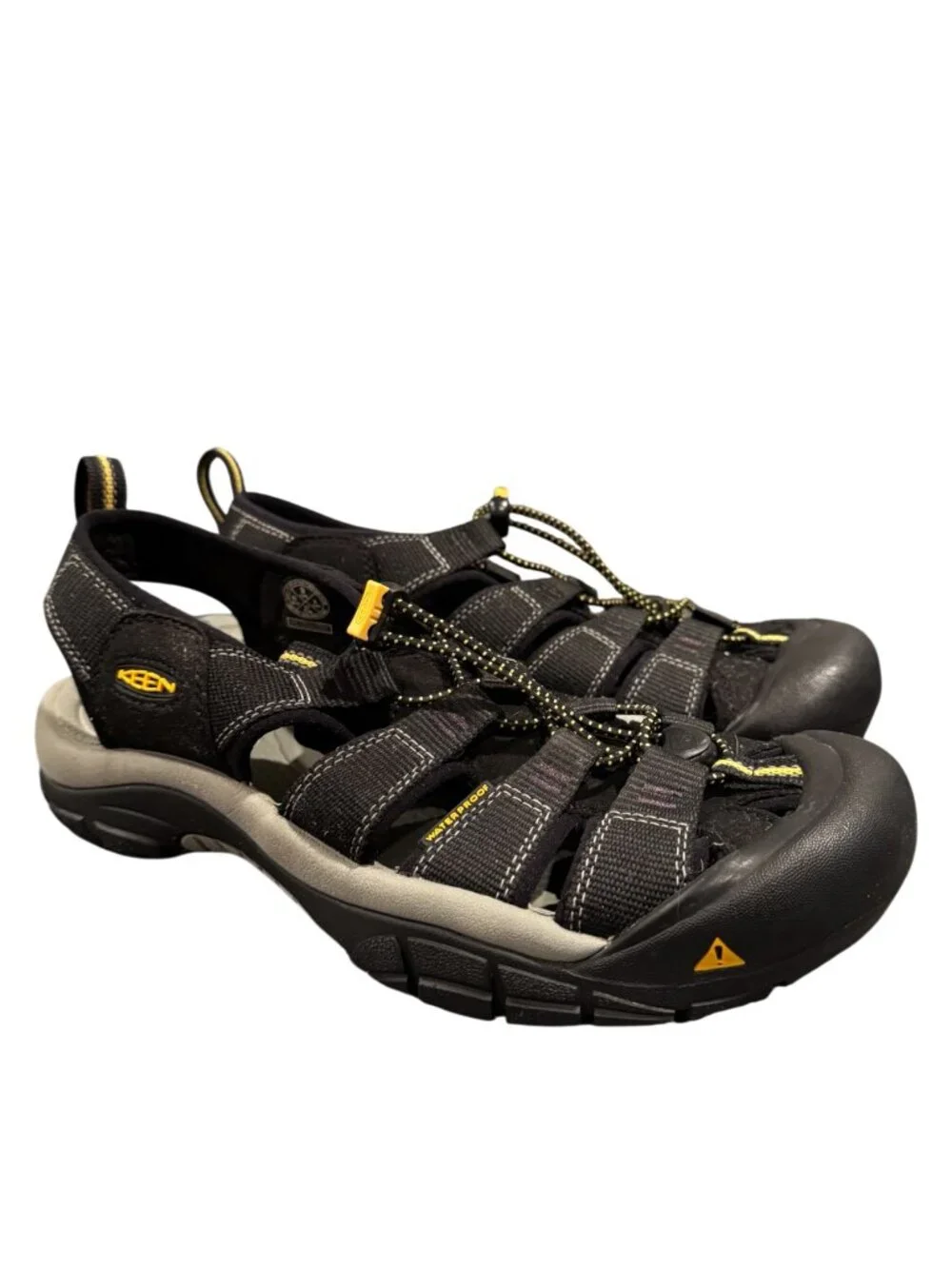 KEEN Newport H2 Sandals Men's US 9 EU 42 Black Outdoor Water Hiking Shoes EUC